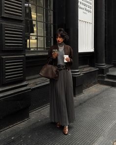 University Style, Skirt Outfits Fall, Nice Outfits, Inspo Outfit, Modest Fashion Outfits, 가을 패션, Professional Outfits, Style Mistakes, Inspiration Mode