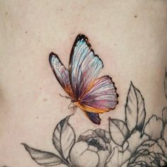 95 Realistic Tattoos So Flawless They Would Belong In A Museum Mirror Butterfly, Collage Tattoo, Realistic Butterfly Tattoo, Zeus Tattoo, Mother Nature Tattoos, Museum Exhibit, Self Love Tattoo, Nature Tattoos, Feminine Tattoos