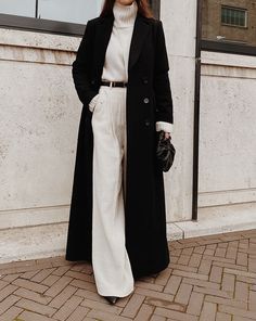 Black And White Outfit, Stile Hijab, Gaun Fashion, Moda Vintage, Trend Fashion, 2000s Fashion, White Pants