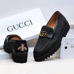 Formal Shoes For Men Classy, Best Sandals For Men, Gucci Shoe, Black Men Fashion Swag, Black Shoes Men, Gentleman Shoes, Sandals For Men