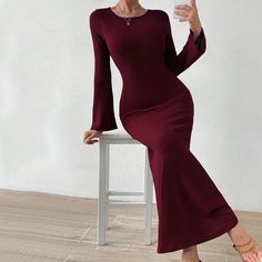 Olivia Mark - Elegant Long Dress with Sensual Back Design Black Long Sleeved Dress, Dress Fishtail, Elegant Long Dress, Red Sheath Dress, Jersey Pattern, Dress Elegant Long, Boho Floral Maxi Dress, Long Sleeved Dress, Fishtail Dress