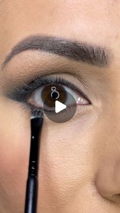 Easy Evening Eye Makeup, Diy Smokey Eye Makeup Step By Step, Smokey Eye Makeup Step By Step Beginners, Easy Brown Eyeshadow Looks, Smokey Eye For Hooded Eyes Step By Step, Smoky Brown Eye Makeup Tutorial, Smoky Eyes For Brown Eyes, Brown Eyeshadow Looks Step By Step, Smokey Eyes For Hooded Eyes