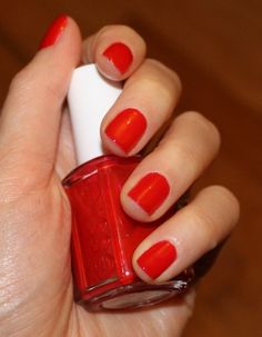 Essie: Really Red nail polish. The perfect red! Nails Design Red, Essie Red Nail Polish, Bright Nail Polish, Shellac Colors, Bright Red Nails, New Nail Designs, Red Crochet, Blush Nails, Red Nail Polish