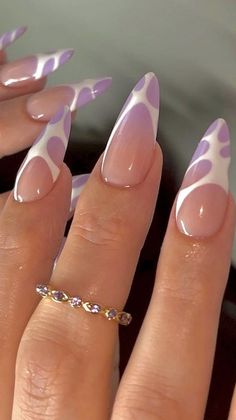 Red Nails Long Almond Acrylic Nails Gold, Colorful Nails, Almond Nails Designs, Minimalist Nails, Funky Nails, Chic Nails, Nail Arts, Best Acrylic Nails, Purple Nails