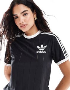 Tops by adidas Originals Adding to bag in 3, 2, 1… Stripe design Crew neck Short sleeves adidas branding Regular fit Adidas T Shirt Outfit, Adidas Branding, Performance Leggings, Tshirt Outfits, Sporty Outfits, Swimwear Sale, Maxi Dress Trend, Hoodies For Sale, Petite Maternity