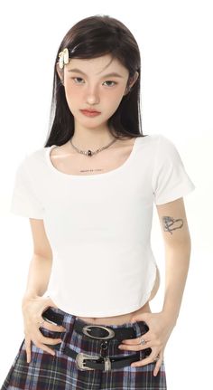 Show off your style with this Cropped U-Neck Curve Hem Baby Tee. It features a comfortable fit and short sleeves for a relaxed look. Wear it alone for a casual look, or layer it under any outfit. Pair it with your favorite skirt or pants for a variety of looks.
Gender: WomenMaterial: PolyesterClothing Length: ShortSleeve Length: Short SleevesSleeve Type: RegularCollar: Square Collar Casual Fitted Cropped T-shirt With Scoop Neck, Fitted Casual Cropped T-shirt With Scoop Neck, Basic Short Sleeve T-shirt For Summer, Casual Cropped T-shirt For Day Out, Trendy Short Sleeve Crew Neck Top For Layering, Solid Color Short Sleeve Crop Top For Day Out, Solid Short Sleeve Crop Top For Day Out, Basic Stretch Short Sleeve Top For Everyday, White Stretch Cropped T-shirt Casual