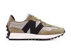 Check out the New Balance 327 Aluminum (W) available on @StockX New Balance 327 Green, New Balance 327, Sneaker Lovers, Balance Sneakers, Summer Sneakers, Green Sneakers, New Balance Sneakers, Hot Sneakers, Gym Shoes