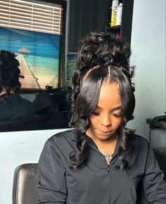 Middle Part Updo Hairstyles, Baby Shower Hairstyles Black Women, Updo With Bang, Braids Natural Hair, Hair Care Natural, Black Hair Updo Hairstyles, Sleek Ponytail Hairstyles, African American Braids