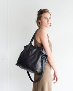 Sale -Large black leather Bag - Large zipper tote - Leather Laptop bag - Black cross body tote - boh Crossbody Weekender Bag, Adjustable Strap Weekender Shoulder Bag, Chic Crossbody Weekender Bag For Daily Use, Chic Weekender Tote Bag With Adjustable Strap, Chic Weekender Tote Bag With Detachable Strap, Chic Weekender Bag With Adjustable Strap, Everyday Weekender Tote Bag With Detachable Strap, Leather Handles Crossbody Weekender Bag, Crossbody Weekender Bag With Adjustable Strap For Shopping