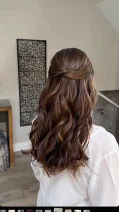 Curled Long Hair Wedding, Relaxed Half Up Half Down Hair, Long Brunette Bridal Hair, Quarter Up Wedding Hair, Medium Length Hair For Wedding, Brunette Loose Curls, Half Up Half Down Hair For Prom, Brunette Bridesmaid Hair, Wedding Hair Blowout