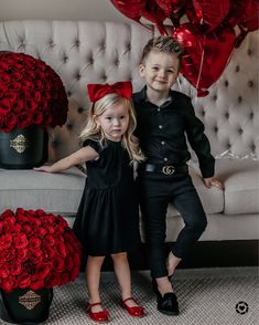 Valentine Day Decorations, Aesthetic Valentines Day, Valentines Day Home Decor, Romantic Valentines Day, Xmas Outfit, Family Photoshoot Poses, Sibling Outfits, Twin Outfits, Kids Ootd