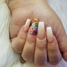 Dried Flower Nail Art, Flower Nail Art Designs, Glitter Nails Acrylic, Flower Nail Designs, Colorful Nail Designs, Trendy Nail Design, Flower Nail Art, Acrylic Nail Art