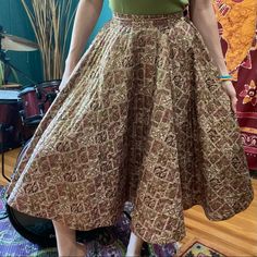 Vintage 1950’s Handmade Circle Skirt Lots Of Volume In This Skirt In Excellent Condition Size Xs/S Waist 25” Length 28 1/2” The Rest Of The Skirt Is Quite Voluminous. A Full Circle With A Lot Of Material And Swing. Just Perfect Vintage Long Gathered Skirt Bottoms, Vintage Long Gathered Skirt, Vintage Flared Lined Skirt, Vintage Full Skirt With Lining, Vintage Gathered Midi Skirt, Vintage Flared Gathered Skirt, Vintage Gathered Flared Skirt, Vintage Flared Skirt, Vintage Full Skirt For Party