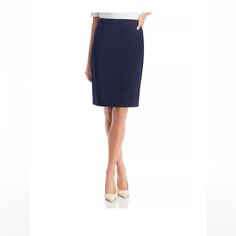 Fits True To Size, Order Your Normal Size Designed For A Slim Fit Pencil Silhouette Back Vent Back Concealed Zip Closure Lined Made In Portugal Pencil Silhouette, Wool Pencil Skirt, Boss Lady, Pencil Skirt, Womens Skirt, Portugal, Pencil, Slim Fit, Size 6