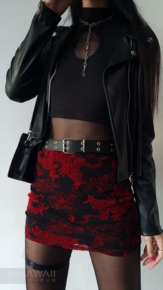 Spicy Style Clothes, Going Out Grunge Outfits, Punk Rock Fashion Women, Black And Red Outfit, Edgy Clothing, Cute Edgy Outfits, Red And Black Outfits, Gain Confidence, Bad Behavior