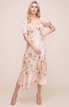 Effortless Style Fall, Midi Dress Pattern, Puff Sleeve Midi Dress, Floral Bodysuit, Midi Dress Style, Astr The Label, Floral Shop, Floral Print Midi Dress, Puff Sleeve Dresses