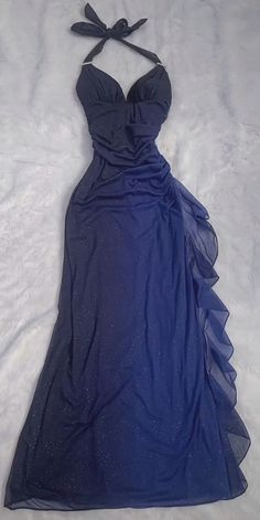 Long Prom Dresses For Black girls For Women Greek Clothes, Prom Dress Y2k, Prom Dress Inspo, Stunning Prom Dresses, Blue Evening Dresses, Prom Dress Inspiration, Cute Prom Dresses, Long Prom Dresses, فستان سهرة