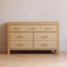 M24816HYPSEW Dresser Natural Wood, Nursery Traditional, Fabric Detailing, Nursery Changing Table, Nursery Dresser, 7 Drawer Dresser, Playroom Storage, Mini Crib, Convertible Crib