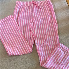 Never Used Pajama Pants White Comfortable Sleepwear, Cotton Pants For Spring Sleepover, Cotton Pants With Elastic Waistband For Sleepovers, Comfortable White Pants For Pajama Party, Pink Relaxed Fit Pants For Bedtime, Spring Sleep Bottoms In Pink, Pink Cotton Pants For Sleepover, Spring Bedtime Relaxed Fit Pants, Spring Relaxed Fit Pants For Bedtime