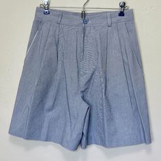 Womens M linen and rayon blend by Alanni by Donny Brook 28" waist 46" hips 19" length 6.5" inseam Vintage preppy shorts in a pretty pinstripe print. High waist cut with pockets at the hips. In excellent vintage condition with no noted flaws Pinstripe Shorts, Preppy Shorts, Preppy Vintage, Vintage Preppy, Shorts With Pockets, Short Outfits, Art Collection, Bathing Beauties, High Waisted