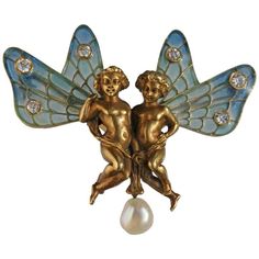 Plisson and Hartz Art Nouveau Twin Fairy Diamond Pearl Gold Brooch For Sale at 1stdibs Art Nouveau Jewelry Box, Fairy Brooch, Bijoux Art Nouveau, Fairy Pendant, Art Nouveau Pendant, Nouveau Jewelry, Art Nouveau Jewelry, Alphonse Mucha, Gold Brooches