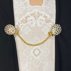 "A nice minimalist pair of vintage inspired sweater clips from repurposed vintage gold tone costume earrings, found with missing clips.   The gold tone ovals have white texturing for a carved look. Each earring is about 1\" across Settings and chains are gold or silver tone base metal, all from pre-owned vintage elements.   Chains are 3.5-4\"l ong. Clips are new; they are cushioned and safe for most fabrics. if you have a pair of old screw back or clip on earrings, I can make them into sweater c Minimalist Jewelry Gold, Sweater Clips, Original Jewelry Design, Collar Clips, Gold Sweater, Sweater Clip, Vintage Elements, Vintage Jewelry Necklace, Costume Earrings