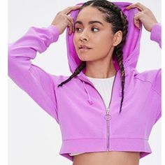 Beautiful Color Sporty Purple Sweatshirt For Spring, Trendy Purple Spring Sweatshirt, Fitness Fashion Active Wear, Burberry Sweatshirt, American Eagle Sweatshirt, Cropped Zip Up, Womens Windbreaker, Zip Up Sweatshirt, Cold Shoulder Long Sleeve