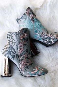 Shoe Closet, Mode Inspiration, Beautiful Shoes