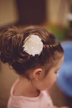 2021 New Wedding Hairstyles for Brides and Flower Girls Stylish Wedd Blog Flower Girl Hairstyles Updo, Girls Updo, Communion Hairstyles, Wedding Hairstyles And Makeup, Flower Girl Hair, Wedding Hairstyles Bride, Dance Hairstyles, Flower Girl Hairstyles