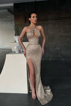 Sequin Material, Halter Prom Dresses, Graduation Party Dresses, Dress With Split, Floor Length Prom Dresses, Long Prom Dresses, Mermaid Evening Dresses, Long Prom Dress, Evening Dresses Prom