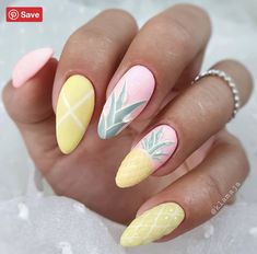 Pineapple Nail Design, Hawaiian Nails, Tropical Nail Designs, Hawaii Nails, Pineapple Nails, Fruit Nails, Tropical Vacation Nails, Palm Tree Nails