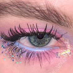 Crying Glitter Makeup, Artsy Makeup, Funky Makeup, Concert Makeup, Dope Makeup, Makeup Tattoos