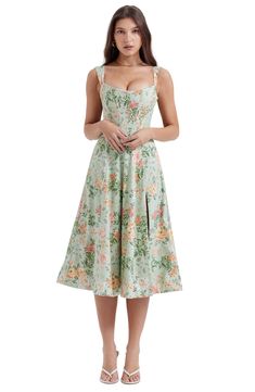 Reminisce on the beauty of nature in this pocket-adorned cocktail dress made of a stretchy cotton blend and designed with a supportive corset-inspired bodice. Exclusive retailer Scoop neck Side-seam pockets Lined 65% cotton, 32% nylon, 3% elastane Dry clean Imported Corset Midi Dress, Midi Sundress, Mini Sundress, Evening Party Dress, Komplette Outfits, White Midi Dress, Inspiration Mode, Midi Dress Bodycon, Night Outfits