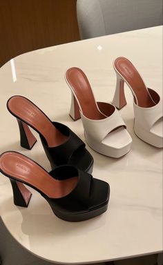 #aminamuaddi #heels #highheels #pumps #shoes #shoeshighheels #fashion Heel Aesthetic, Shoes Aesthetic Heels, Amina Muaddi Heels, Shoes For Wedding, Cute Pumps