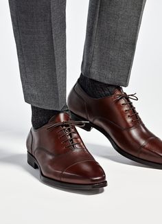 Brown Oxford | Calf Leather | SUITSUPPLY Oxford Brogues, Brown Oxfords, Brown Loafers, Shoe Tree, Brown Sneakers, Shoe Store, Penny Loafers, Calf Leather, Derby