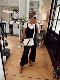 Casual Mom Style, Mom Fits, Simple Wardrobe, Teacher Outfit, Spring Summer Wardrobe, Cable Sweater, Todays Outfit, Teacher Outfits