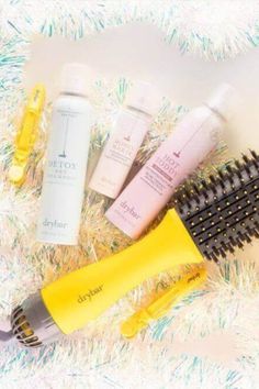 Drybar the Double Shot Oval Blow-Dryer Brush Best Hair Dryer, Hot Toddy, Hair Dryers, Dryers, Holy Grail, Blow Dry, Thick Hair, Dry Shampoo