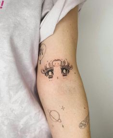 Tattoo Sailor, Medium Tattoos, Dragon Tattoo Ideas, Sailor Moon Tattoo, Dragon Tattoos, Small Pretty Tattoos, Kawaii Tattoo, Jesus Love, Usagi Tsukino