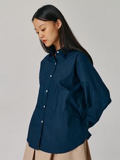 Editor's notesIt is a basic relaxed-fit shirt that can be matched with any items. Made of bio-washed cotton fabric, the shirt is slightly stiff and has soft touch, which makes it perfect for any season. The shirt has point collar and button closure on the front.- Relaxed fit with oversized silhouette- White basic button closure- Basic design for anytime- Comfy cotton fabricMeasurements(in.)One Size- Length: 27.6 in.- Shoulder: 18.5 in.- Chest: 23.2 in.- Sleeve Length: 23.6 in.*Model info: Height Basic Design, Oversized Silhouette, Cotton Shirt, Workout Shirts, Cotton Fabric, Relaxed Fit, Sleeve Length, Fabric, Color