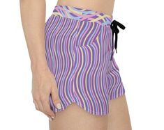 Peloton Workout, Pocket Shorts, Rainbow Design, Look Chic, Shorts With Pockets