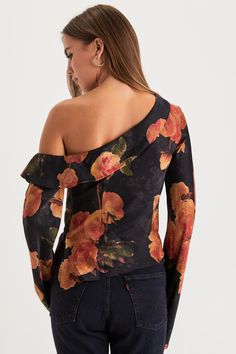 A naturally elegant babe like you was made for the Lulus Born Chic Black Floral Print Satin Off-the-Shoulder Top! Sleek woven satin, with a dreamy floral print, shapes an off-the-shoulder neckline with a chic fold-over detail, framed by long sleeves with flared cuffs. The blousy, darted bodice falls to a slightly asymmetrical hem. Hidden side zipper/clasp. Fit: This garment fits true to size. Length: Size medium measures 19.5" from shoulder to hem. Bust: Great for any cup size. Waist: Loosely Fi Blue Off-shoulder Top With Floral Print, Elegant Off-shoulder Floral Print Tops, Summer Floral Print Off-shoulder Top, Casual Off-shoulder Floral Print Top, Off-shoulder Floral Print Summer Top, Top Satin, Black Floral Print, Lulu Fashion, Asymmetrical Hem