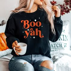 Fall Tshirt Design Ideas, Halloween Shirts Ideas, Trendy Fall Graphic Sweatshirt, Pop Culture Graphic Print Sweatshirt For Fall, Black Pop Culture Sweatshirt For Fall, Fall Shirt Ideas Vinyl, Fall Cricut Shirts, Fall Svg Shirts, Fall Tshirt Ideas