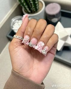 insta & tt @itsaijalon 🎀🫧 Bling Nails Ideas, Birthday Acrylic Nails, Blinged Out Nails, Kylie Nails, Acrylic Toe Nails, Hello Nails