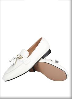 Elevate your style with these stunning White Patent Leather Men Loafers.  Constructed of breathable patent leather with a solid pattern, these men shoes  have an eye-catching look, perfect for any formal occasion. The slip-on design and flexible rubber outsole provide a comfortable fit for longer wear. Step out in confidence and sophistication with these incredible men loafer shoes! Mens White Loafers, White Dress Shoes Men, White Loafers, Branded Shoes For Men, Branded Shoes, White Dress Shoes, Suit Shoes, Men Loafers, Charm Making