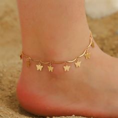 Gold Butterfly Charm Anklet New Bundle & Save - Enjoy 20% Off When You Purchase Two Or More Items From My Closet! The Butterfly Has Been A Symbol Of Transformation, Hope And Faith For Thousands Of Years. The Butterfly Is Also A Symbol Of Rebirth, Since It Goes Through So Many Life Cycles -- From Larva To Caterpillar To Chrysallis And Finally To A Beautiful, Flying Butterfly. Plated Alloy Weight: 5g Approx. Maximum Length: 10.25 Inches You Can Find The Silver Version Of This Anklet In My Closet A Ankle Accessories, Vintage Gold Necklace, Butterfly Anklet, Flying Butterfly, Anklet For Women, Foot Chain, Charm Anklet, Beach Anklets, Gold Anklet