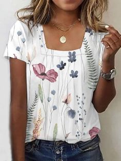 Casual White Floral Print T-Shirt Being My Best Self, Grown Women Outfits, Outfit Patterns, Denim Short Jumpsuit, My Best Self, Two Piece Jumpsuit, Christmas Swags, Grown Women, Tops And Blouses