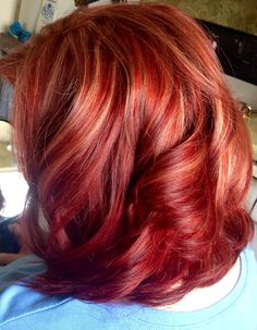 Raspberry Hair, Red Hair With Blonde Highlights, Hair Color Mahogany, Red Blonde Hair, Strawberry Blonde Hair Color, Ginger Hair Color, Dark Red Hair, Bright Red Hair, Colored Curly Hair