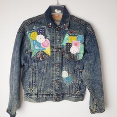 Levi's Acid Wash Trucker Jean Jacket Abstract Art Diy. Heavyweight Denim. The Jacket Is Nwot. 100% Cotton. Multicolor Denim Jacket With Patches For Spring, Multicolor Patched Denim Jacket For Spring, Casual Fitted Denim Jacket With Patchwork, Fitted Denim Jacket With Patches For Winter, Retro Fitted Denim Jacket For Winter, Levi's Denim Outerwear For Spring, Levi's Denim Jacket With Button Closure For Spring, Blue Vintage Outerwear For Spring, Levi's Blue Denim Jacket For Fall