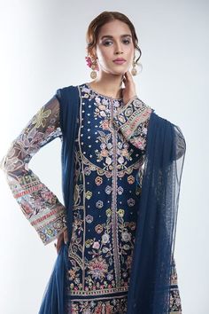 Blue kurta with sequin, zari thread, bead embroidery in floral pattern. Paired with flared skirt and dupatta. - Aza Fashions Kurta Skirt, Ridhi Mehra, Blue Kurta, Blue Embroidery, Bead Embroidery, Flared Skirt, Skirt Pattern, Set For Women, Aza Fashion