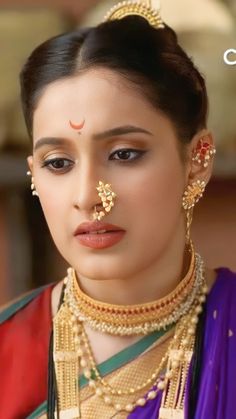 Swamini episode7 (8/8) Marathi Bride, Marathi Wedding, Saree Style, Lip Beauty, Ankle Jewelry, Belly Dancers, Indian Actress Hot Pics, Hot Pics, Saree Styles